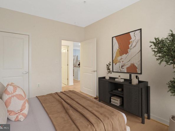 181 E Reed Avenue 204, Alexandria VA 22305