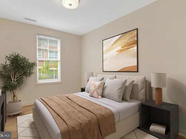 181 E Reed Avenue 204, Alexandria VA 22305
