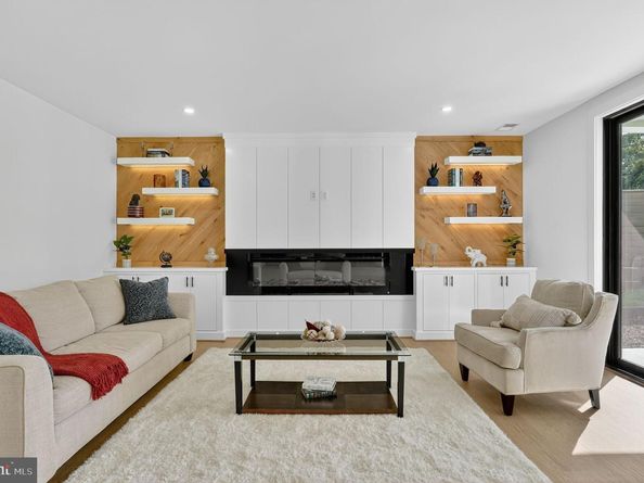 1730 Barbee Street, Mclean VA 22101