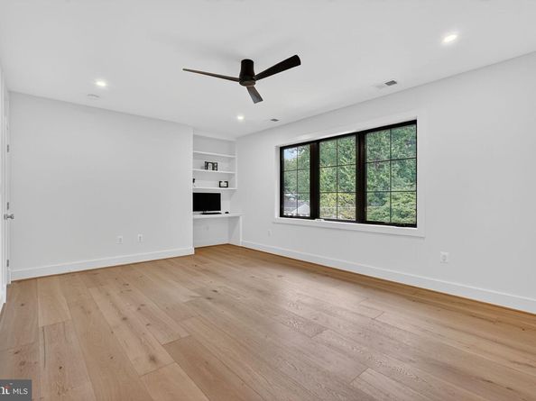 1730 Barbee Street, Mclean VA 22101