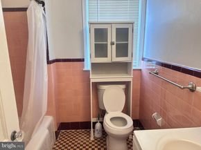 1819 Oakmont Street, Philadelphia PA 19111