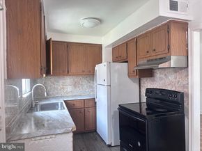 1819 Oakmont Street, Philadelphia PA 19111