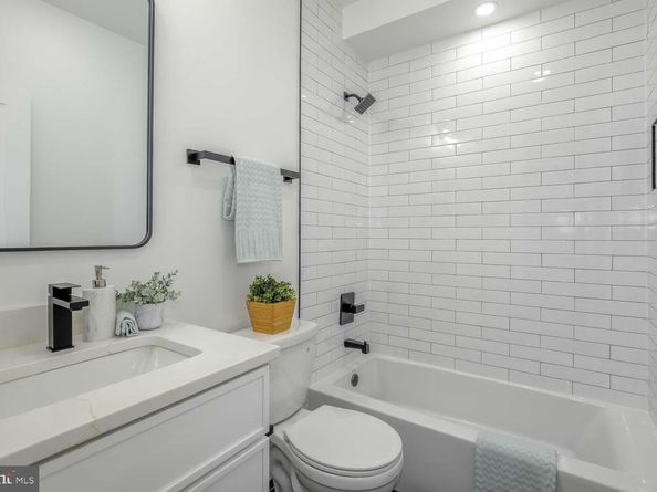 5403 5TH Street NW B, Washington DC 20011