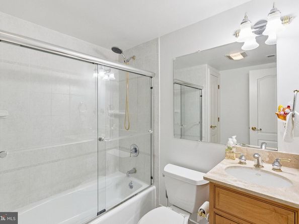 8527 Rapley Preserve Circle, Potomac MD 20854