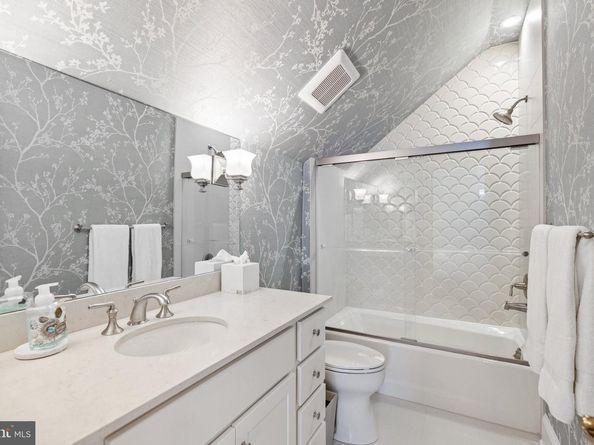 8527 Rapley Preserve Circle, Potomac MD 20854