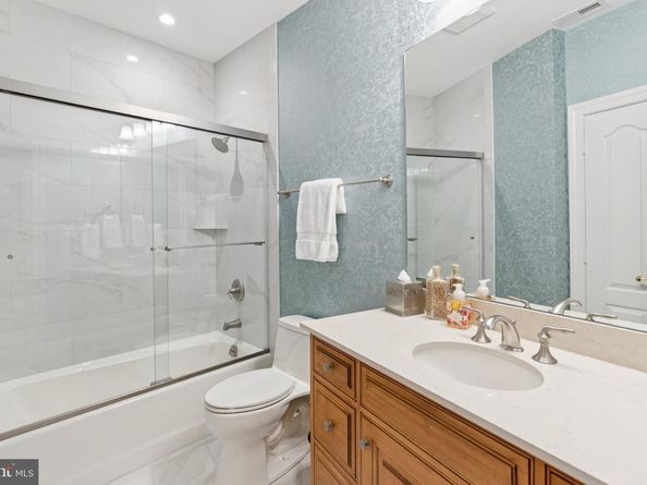 8527 Rapley Preserve Circle, Potomac MD 20854