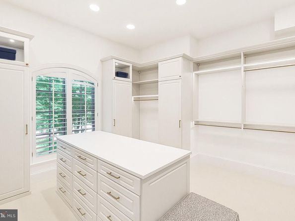 8527 Rapley Preserve Circle, Potomac MD 20854