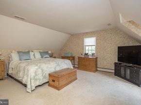 439 Brownsburg Road W, Newtown PA 18940