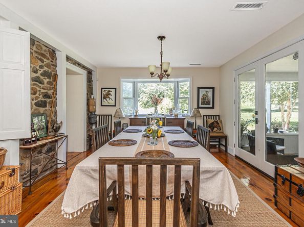 439 Brownsburg Road W, Newtown PA 18940