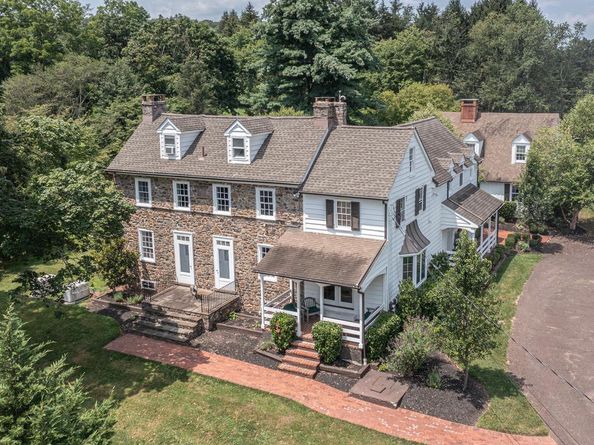 439 Brownsburg Road W, Newtown PA 18940