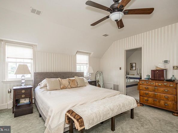 439 Brownsburg Road W, Newtown PA 18940