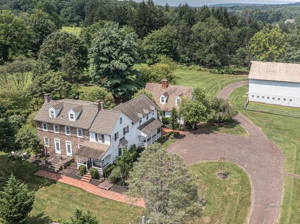 439 Brownsburg Road W, Newtown PA 18940