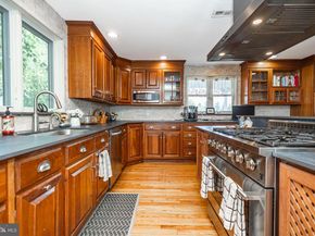 439 Brownsburg Road W, Newtown PA 18940