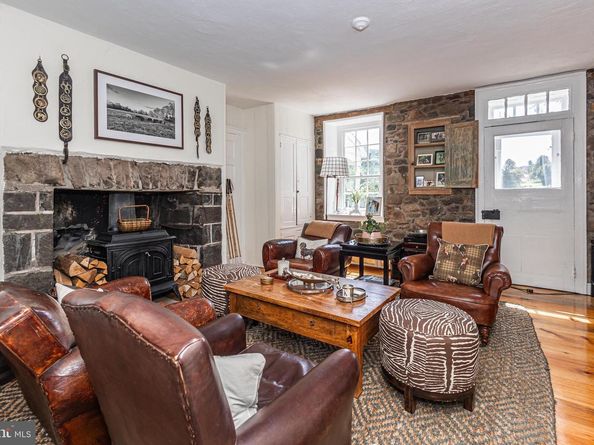 439 Brownsburg Road W, Newtown PA 18940