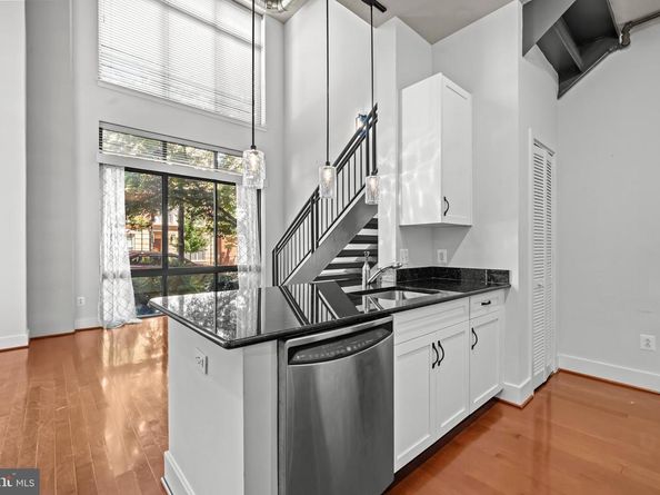 520 John Carlyle Street 108, Alexandria VA 22314