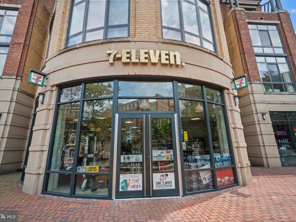 520 John Carlyle Street 108, Alexandria VA 22314