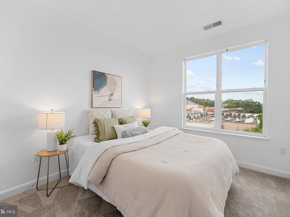 2517 Sayles Place SE 10, Washington DC 20020