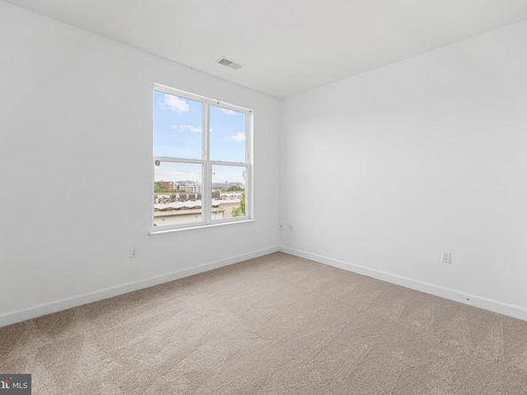 2517 Sayles Place SE 10, Washington DC 20020