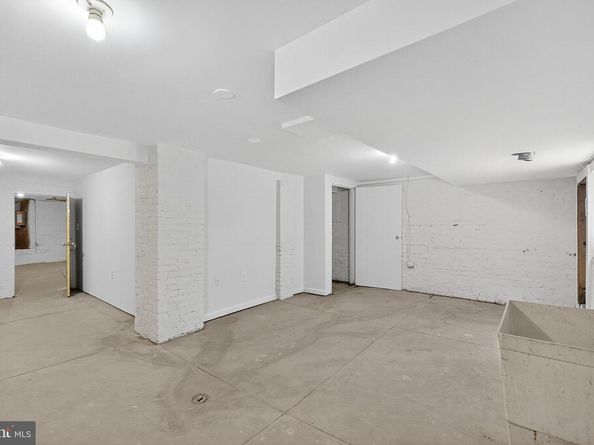 1664 Park Road NW, Washington DC 20010