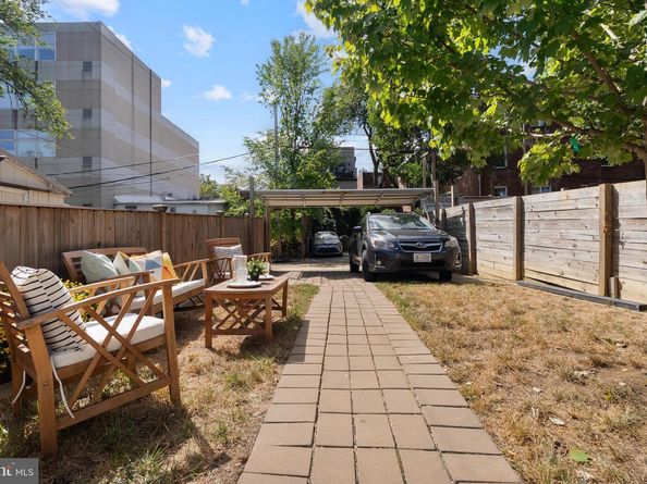 210 Varnum Street NW 1, Washington DC 20011