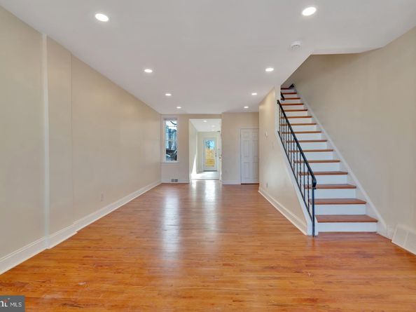 5726 Walnut Street, Philadelphia PA 19139