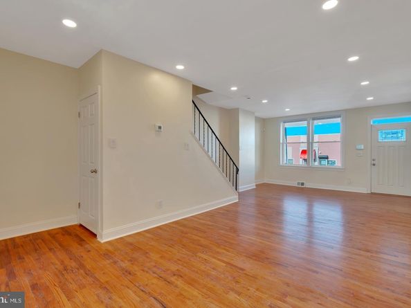 5726 Walnut Street, Philadelphia PA 19139