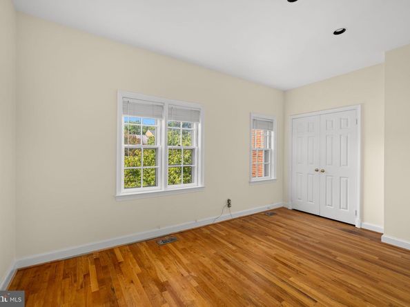 4323 Westover Place NW, Washington DC 20016