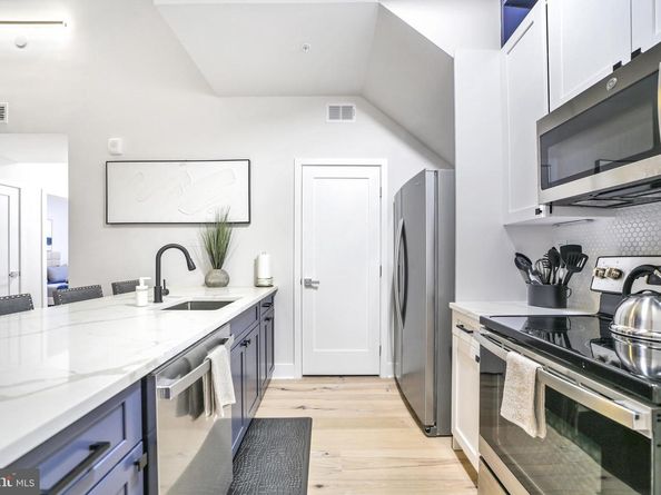 1621 T Street SE 8, Washington DC 20020