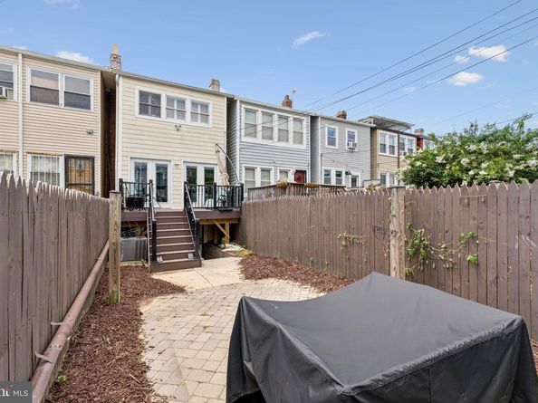 1814 D Street SE, Washington DC 20003