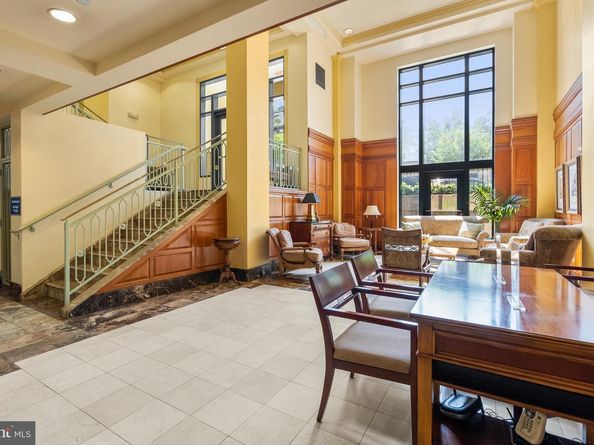 401 13TH Street NE 103, Washington DC 20002