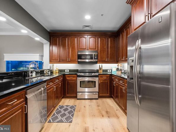 401 13TH Street NE 103, Washington DC 20002