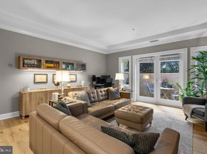 401 13TH Street NE 103, Washington DC 20002