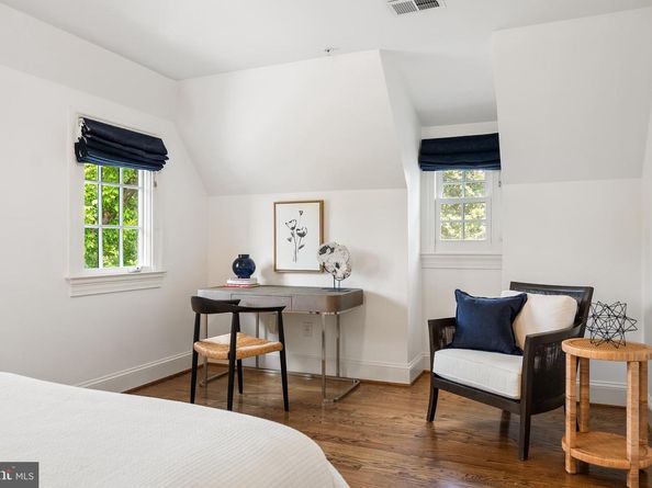 3515 Porter Street NW, Washington DC 20016