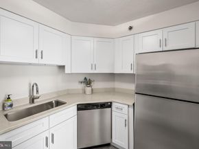2020 Walnut Street 29D, Philadelphia PA 19103
