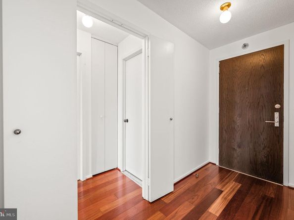2020 Walnut Street 29D, Philadelphia PA 19103