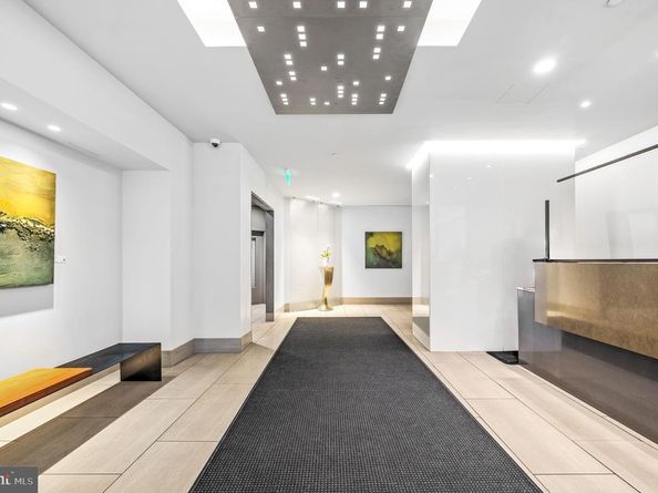 2020 Walnut Street 29D, Philadelphia PA 19103