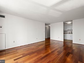 2020 Walnut Street 29D, Philadelphia PA 19103