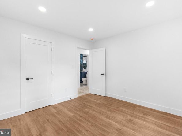 290 Oxford Valley Road, Yardley PA 19067