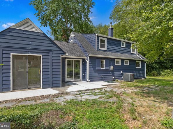 290 Oxford Valley Road, Yardley PA 19067