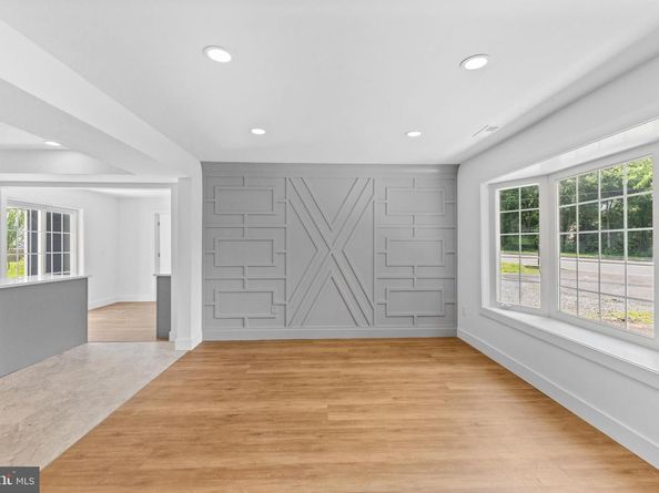 290 Oxford Valley Road, Yardley PA 19067