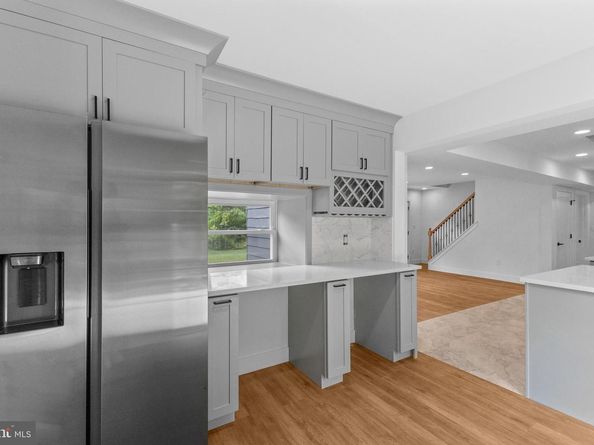 290 Oxford Valley Road, Yardley PA 19067