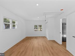 290 Oxford Valley Road, Yardley PA 19067
