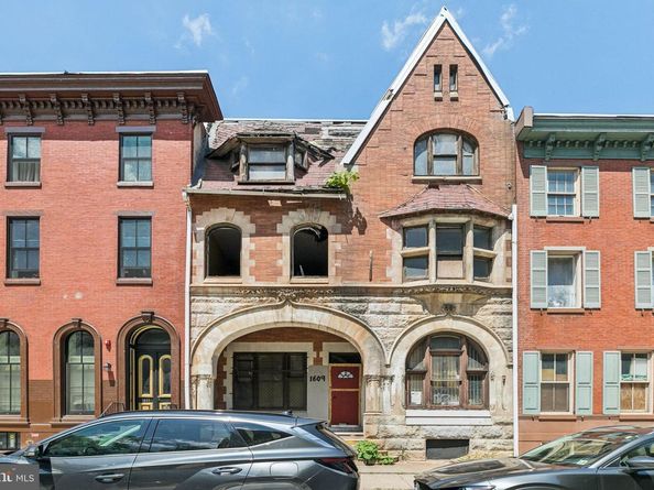 1609 W Girard Avenue, Philadelphia PA 19130