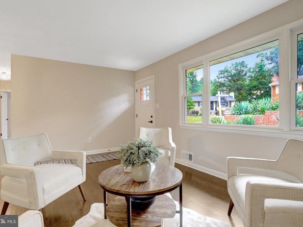 4206 16TH Road S, Arlington VA 22204