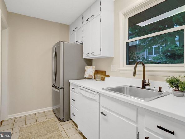 4206 16TH Road S, Arlington VA 22204