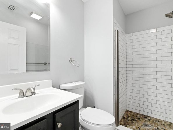 3823 Lauriston Street, Philadelphia PA 19128