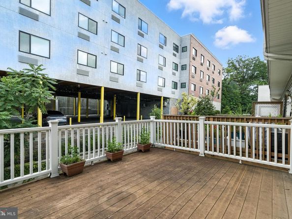 3823 Lauriston Street, Philadelphia PA 19128
