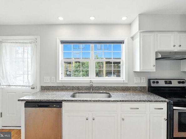 3823 Lauriston Street, Philadelphia PA 19128