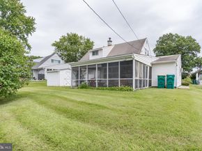 15 Venture Lane, Levittown PA 19054