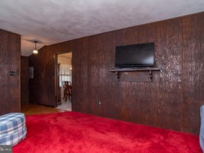15 Venture Lane, Levittown PA 19054